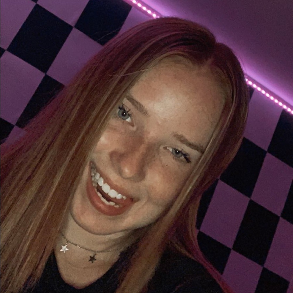 Meet your Posher, Maddie